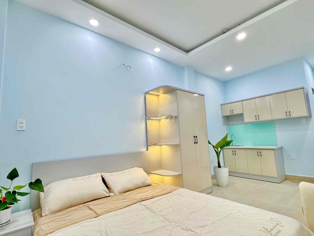 🏡Nhà Mới Xây, Studio Cửa Sổ Đón Nắng, 30m2, Full NT, Thang Máy. QBT