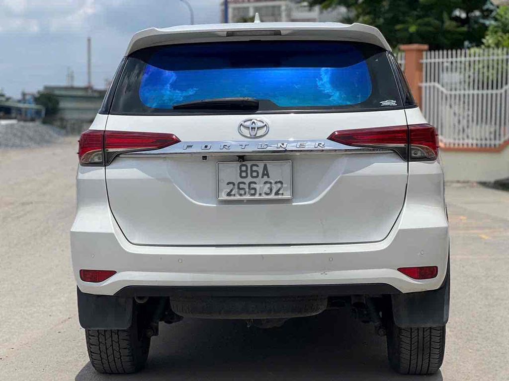 Toyota Fortuner 2023 2.4L 4x2 AT - 68000 km. Mua bán Ô tô tại Quận 3 Tp Hồ Chí Minh được đăng bởi KHANGDX hình 2