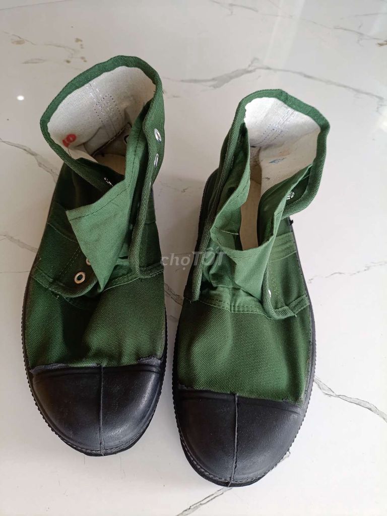 Giày bảo hộ Nam Vải Xanh lá 38-43. Mua bán Giày dép tại Huyện Hòa Vang Đà Nẵng được đăng bởi Tăng Thị Thu Sương  hình 1