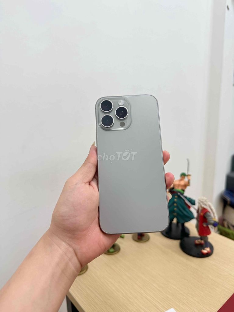 iPhone 16 Pro Max 512GB Xám Like new 99+. Mua bán Điện thoại tại Quận Đống Đa Hà Nội được đăng bởi Tùng Táo Hanoi Mobile hình 1