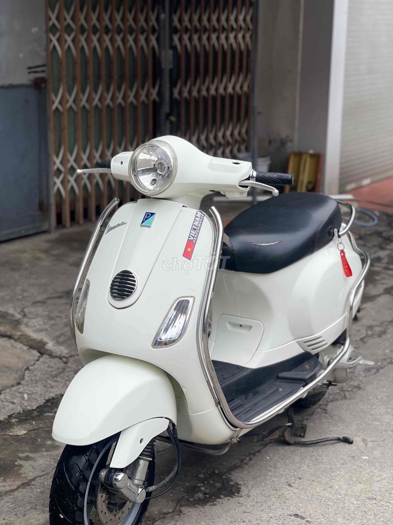 VESPA LX 125 xe chính chủ muốn bán. Mua bán Xe máy tại Quận Nam Từ Liêm Hà Nội được đăng bởi VÂN ANH hình 2