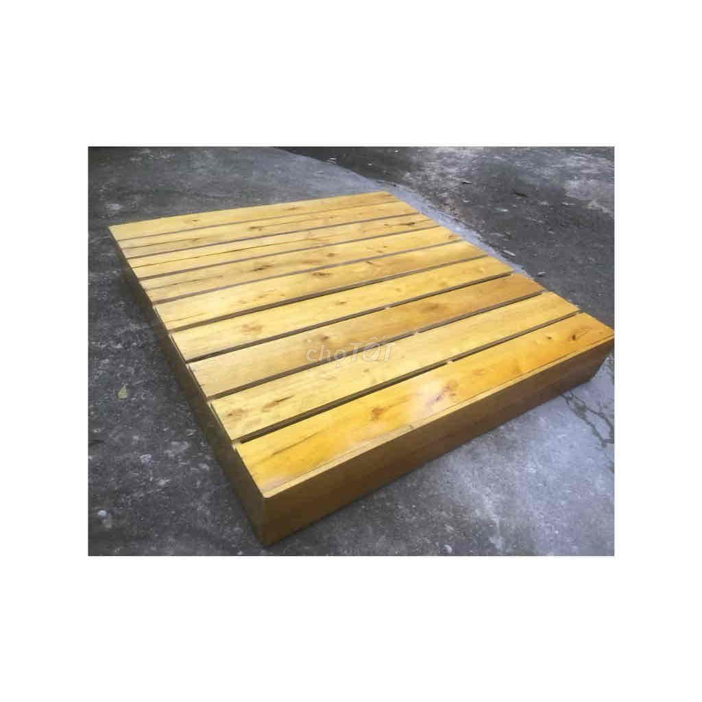 pallet 1m8x2m