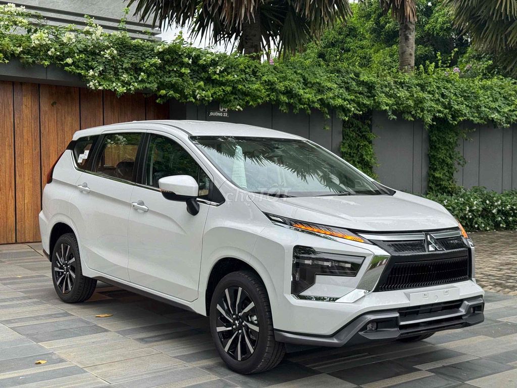 Mitsubishi Xpander скидка 100 млн - в наличии, выгодная цена, быстрая выдача