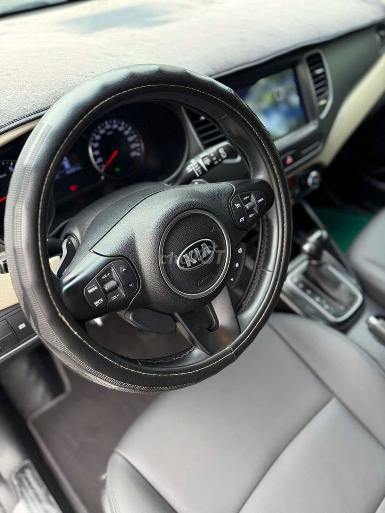 KIA RONDO 2017 2.0 GAT Trắng- 63000 km. Mua bán Ô tô tại Thành phố Thủ Đức Tp Hồ Chí Minh được đăng bởi VÕ NGỌC HOÀNG hình 12