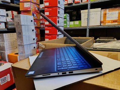 Laptop Dell  Xeon® W-10855M/32GB/512GB FHD/RTX3000. Mua bán Laptop tại Thành phố Buôn Ma Thuột Đắk Lắk được đăng bởi Lại Văn Tín 