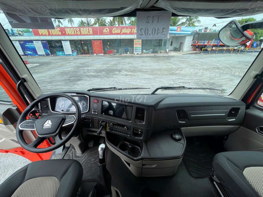 Xe howo 4 chân MAX  Mui Bạt 350hp & 400hp. Mua bán Xe tải, xe ben tại Thành phố Biên Hòa Đồng Nai được đăng bởi Howo vimid hình 18