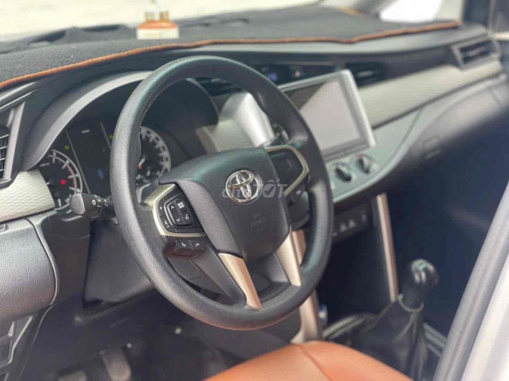 Toyota Innova 2019 2.0E - 78000 km. Mua bán Ô tô tại Quận Bình Thạnh Tp Hồ Chí Minh được đăng bởi Toyota Sure hình 12