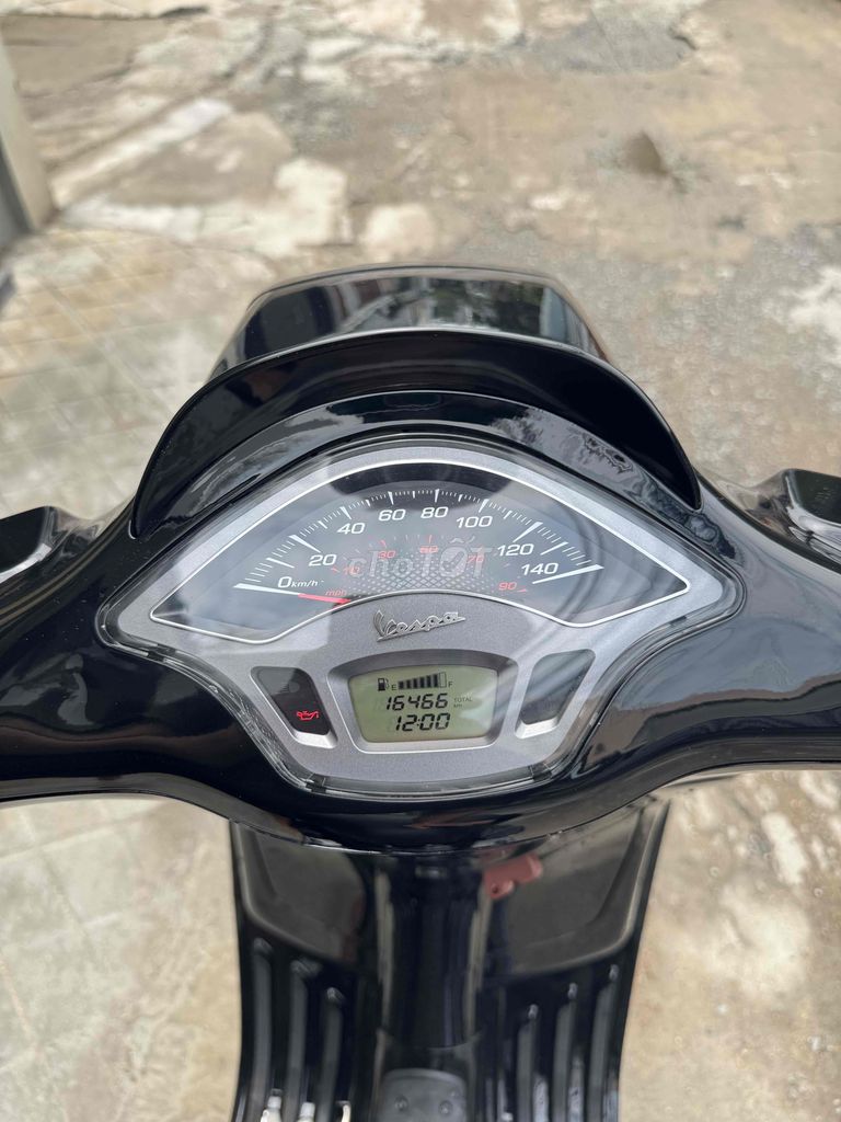 Vespa Sprint thắng abs máy iget. Mua bán Xe máy tại Thành phố Biên Hòa Đồng Nai được đăng bởi Vũ Xuân Quang hình 4