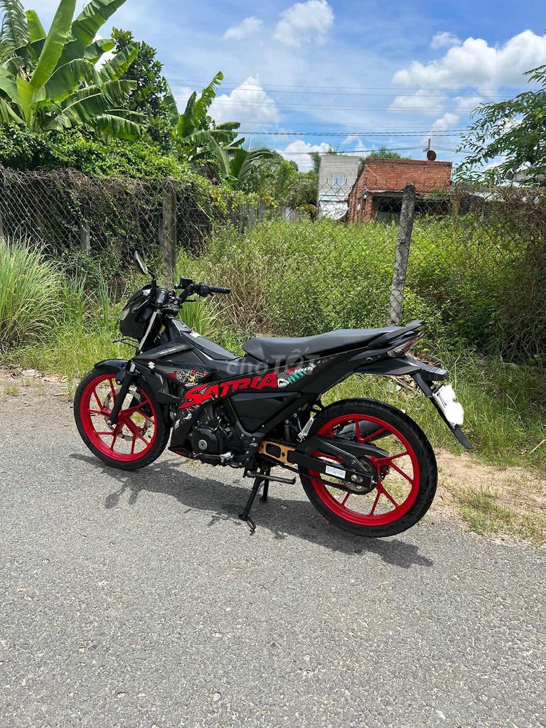 Cần tiền bán  nhanh xe  Suzuki satria xe đẹp. Mua bán Xe máy tại Thành phố Tây Ninh Tây Ninh được đăng bởi Kimchinh hình 3