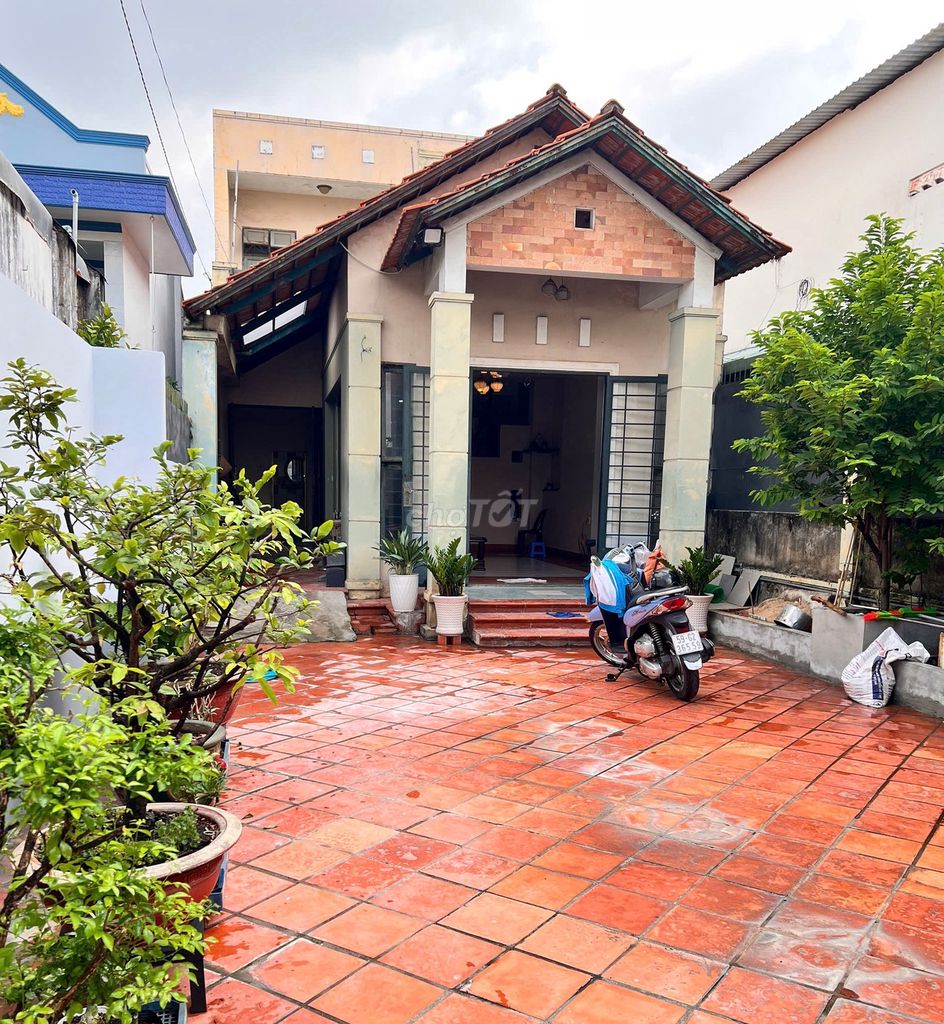 Cho thuê nhà 135m2 1 trệt 2L đường oto Hiệp Bình Phước Thủ Đức 16tr5
