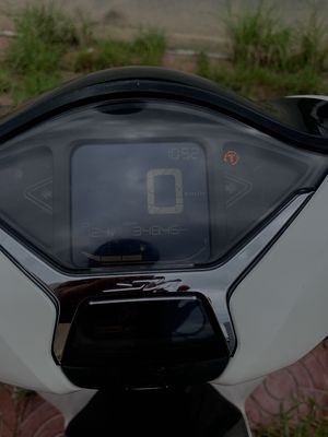 Honda SH 150 ABS 2022 Trắng 37000 km. Mua bán Xe máy tại Quận Cái Răng Cần Thơ được đăng bởi gia đình tôi official