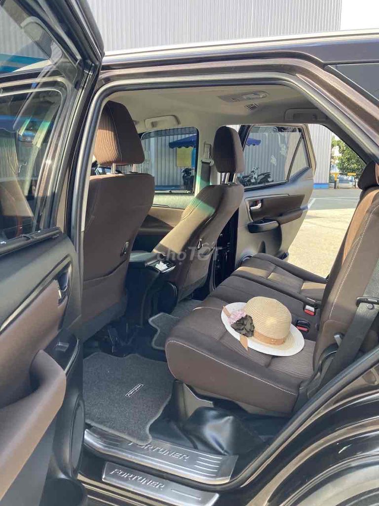 Toyota Fortuner 2019 2.4G 4x2 MT - 84 km. Mua bán Ô tô tại Quận 12 Tp Hồ Chí Minh được đăng bởi a đăng hình 6