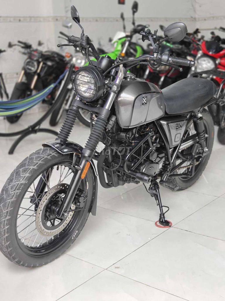 GPX Bixton 150 2018 29 тыс. км, хороший спор о сумке автомобиля