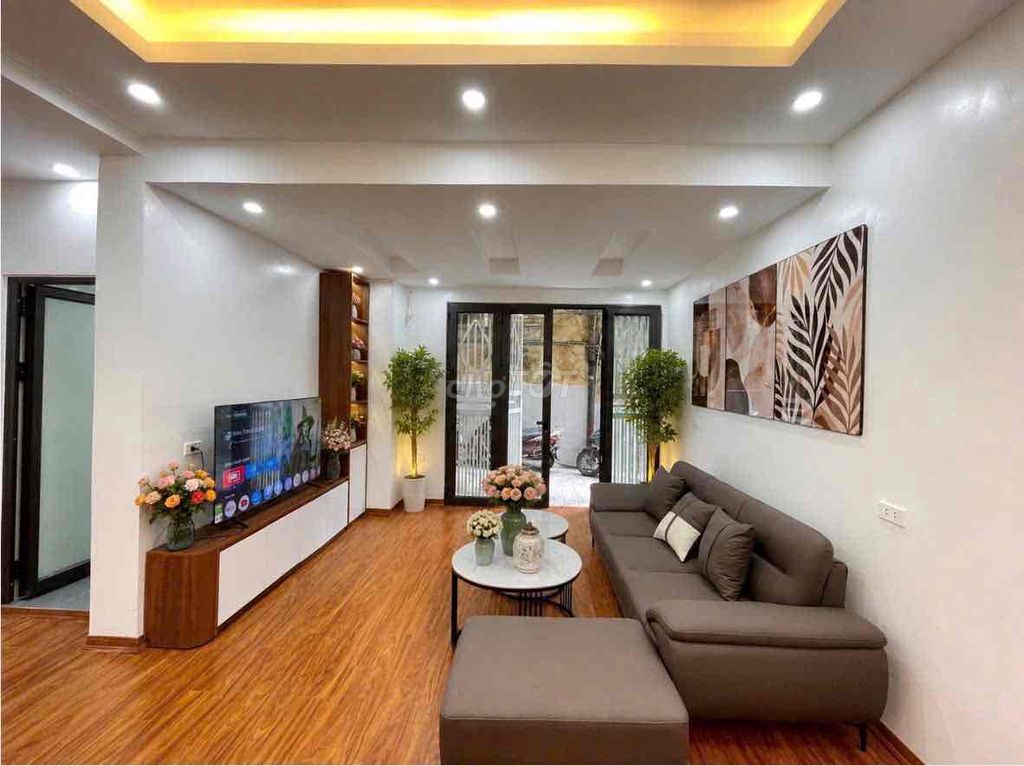 1 этаж на улице Ланг Ха, 80м², 2 стороны света, 2 спальни, 2 санузла