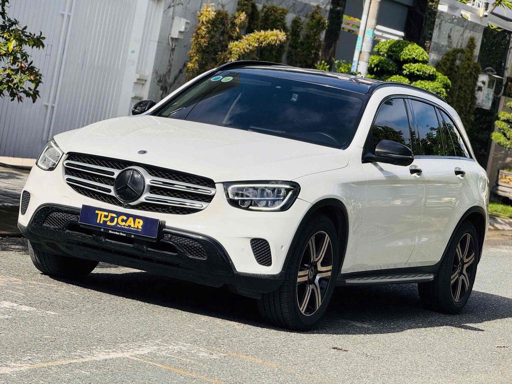 Mercedes GLC200 4Matic 2021 Trắng/Kem 53.000Km. Mua bán Ô tô tại Huyện Bình Chánh Tp Hồ Chí Minh được đăng bởi Thanh Nhã Xe Lướt Sài Gòn hình 2