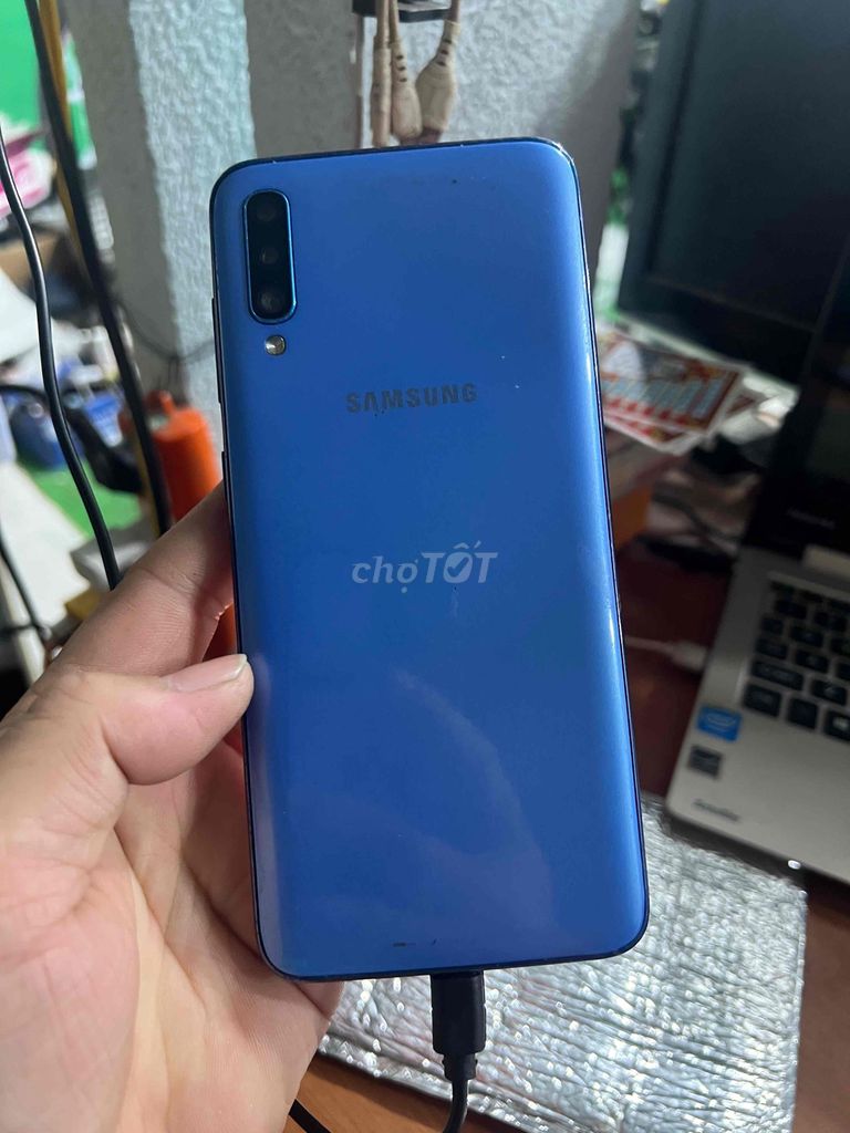 Samsung A70 6GB/128GB Xanh. Mua bán Điện thoại tại Huyện Cần Đước Long An được đăng bởi Trương phước hình 1