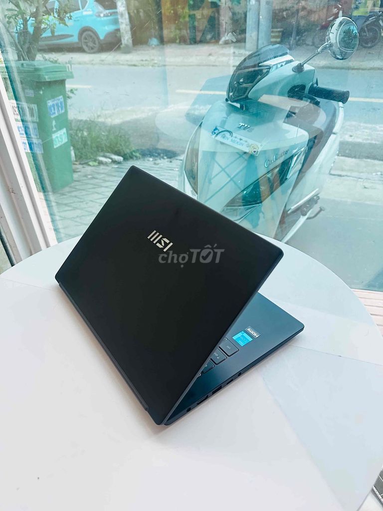 MSI Modern 14 i3-1135G4 14 inch 8GB/256GB Đen. Mua bán Laptop tại Quận 12 Tp Hồ Chí Minh được đăng bởi Mr T hình 1