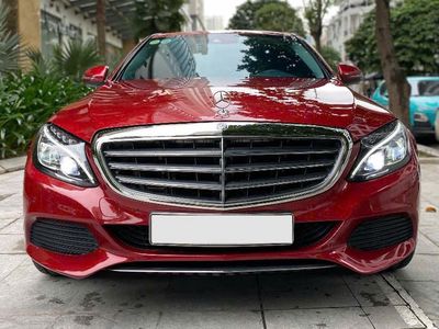 Mercedes Benz C250 Exclusive 2016 màu đỏ. Mua bán Ô tô tại Quận Thanh Xuân Hà Nội được đăng bởi Nguyễn Tuấn Hoàng