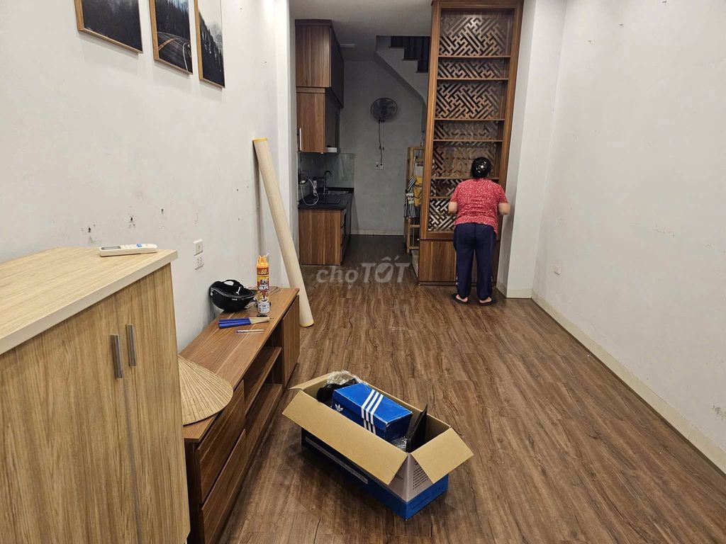 Аренда целого дома на улице Чрунг Динь, Хай Ба Чрунг, Ханой