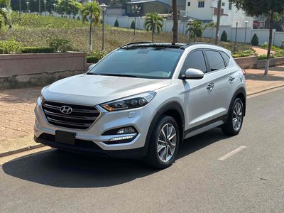 Hyundai Tucson 2018 xăng đặc biệt