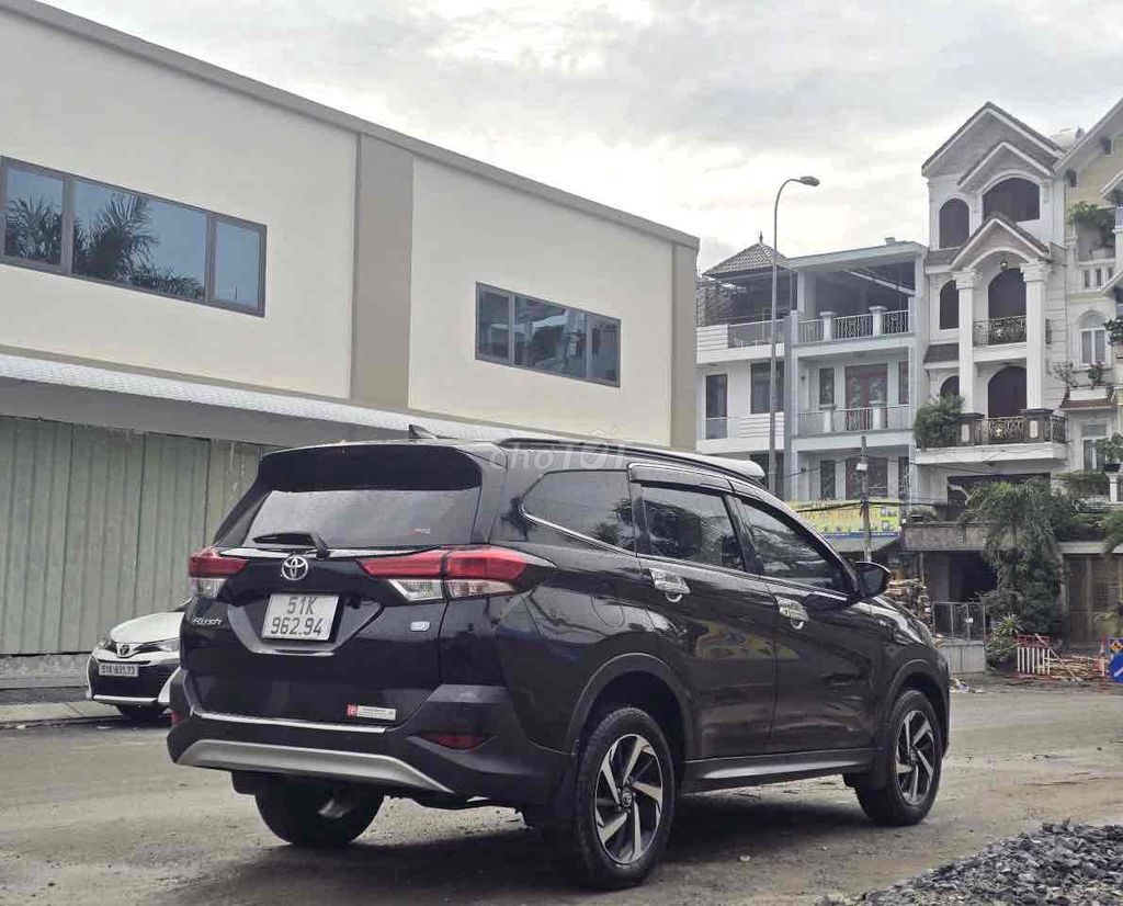 Toyota Rush 1.5S AT 2021 - 63000km. Mua bán Ô tô tại Quận Bình Tân Tp Hồ Chí Minh được đăng bởi Lê Văn hình 11