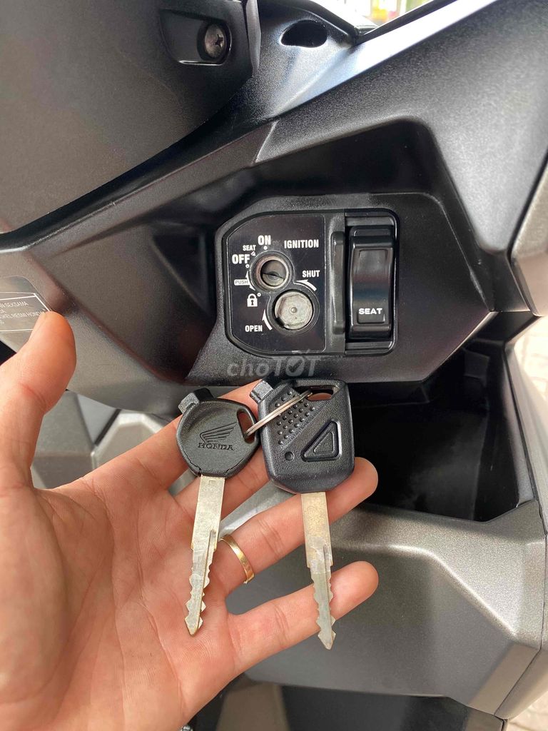 Vario 150 2018 hàng bỏ mẫu siu cọp zin chuẩn🐅🐅. Mua bán Xe máy tại Quận Ninh Kiều Cần Thơ được đăng bởi Hiếu Bán xe 3 tháng 2 Cần Thơ hình 5