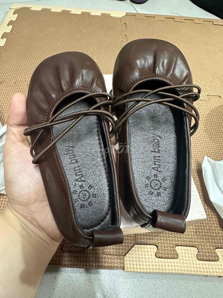 Giày búp bê bé gái màu Nâu size 13. Mua bán Mẹ và bé tại Quận 11 Tp Hồ Chí Minh được đăng bởi KIM THUÝ hình 1