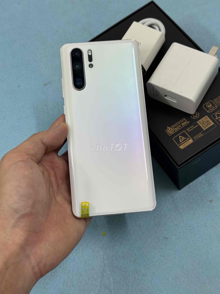 P30 Pro 8/128 QUỐC TẾ zin 99 MÀU HIẾM - CÓ COD