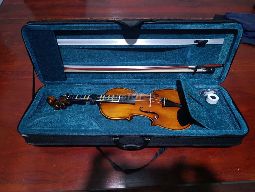 Đàn Violin Amati VM118 4/4 Nâu 90% mới. Mua bán Nhạc cụ tại Huyện Đức Hòa Long An được đăng bởi Hồ Hoàng Bảo hình 1