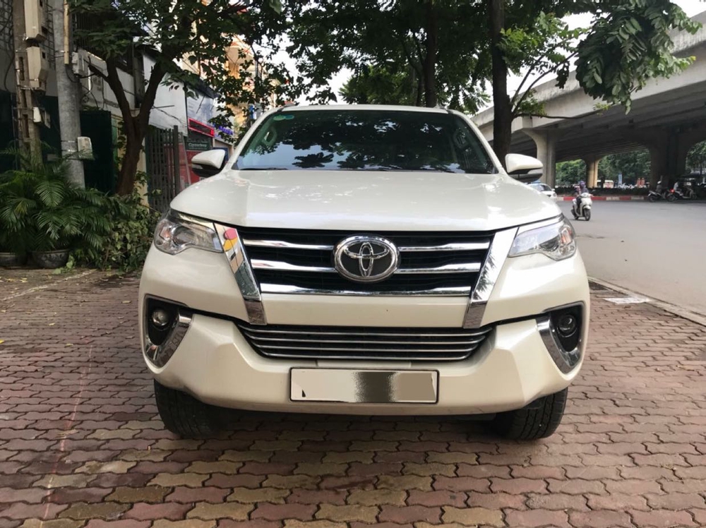 SHOWROOM XE CHẤT SHOWROOM XE CHẤT