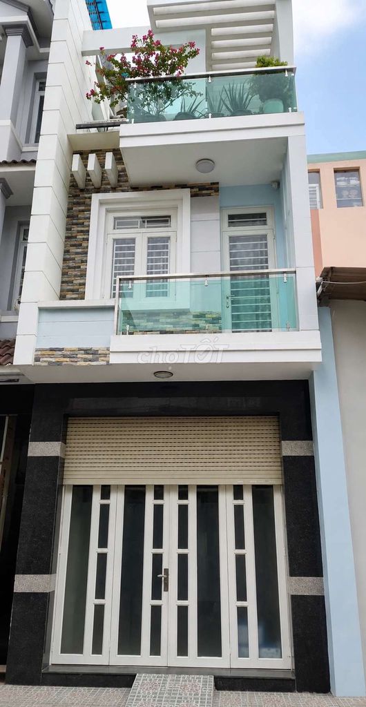 CHO THUÊ NHÀ NGUYÊN CĂN ĐẦU HẺM 8M, TÂN PHÚ