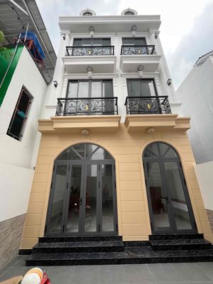Nhà phố 60 m² · 4 PN · 40