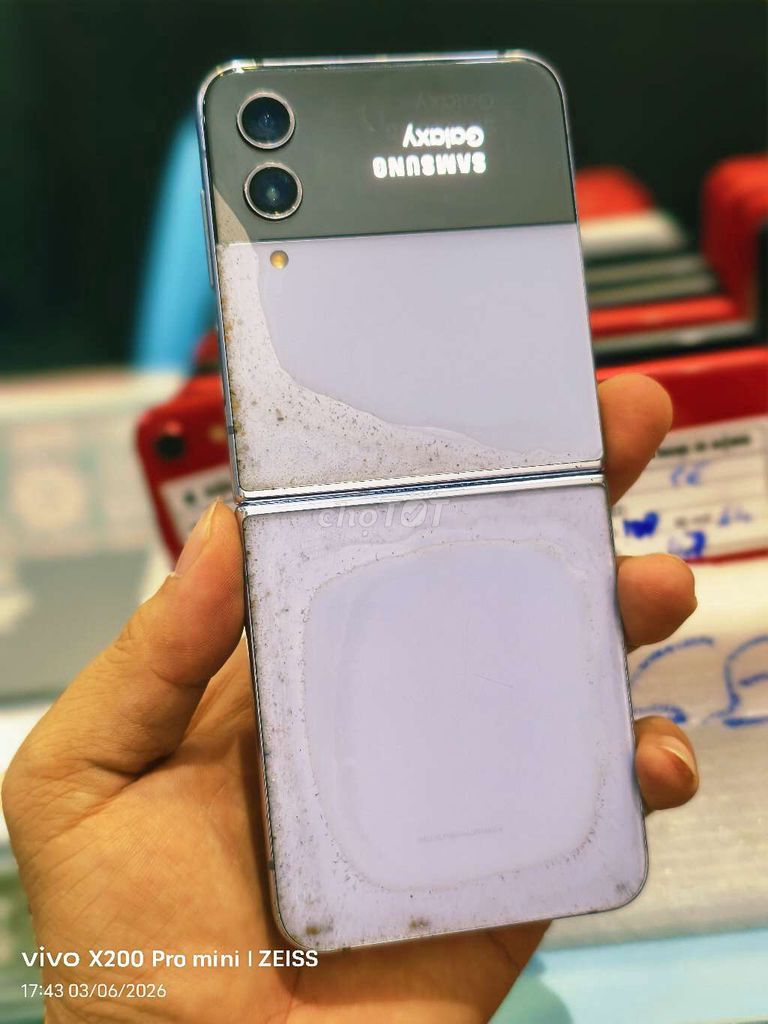 Samsung Galaxy Z Flip 4 128GB Tím Đã sử dụng. Mua bán Điện thoại tại Quận Tân Bình Tp Hồ Chí Minh được đăng bởi Táo Bán Lổ hình 1