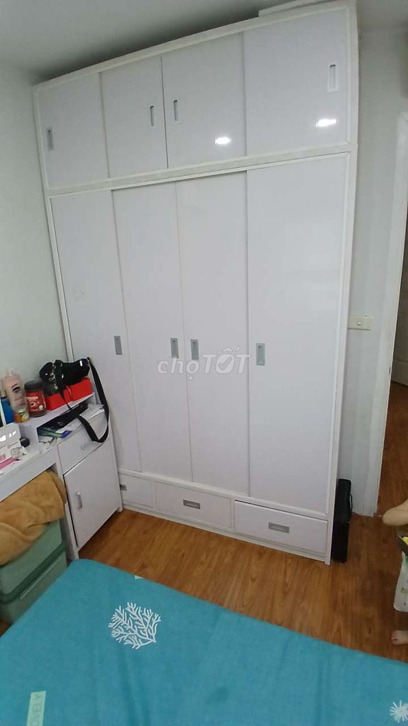 Thanh lý gấp giường tủ kệ. Mua bán Giường, chăn ga gối nệm tại Quận Hoàng Mai Hà Nội được đăng bởi Linh hình 1