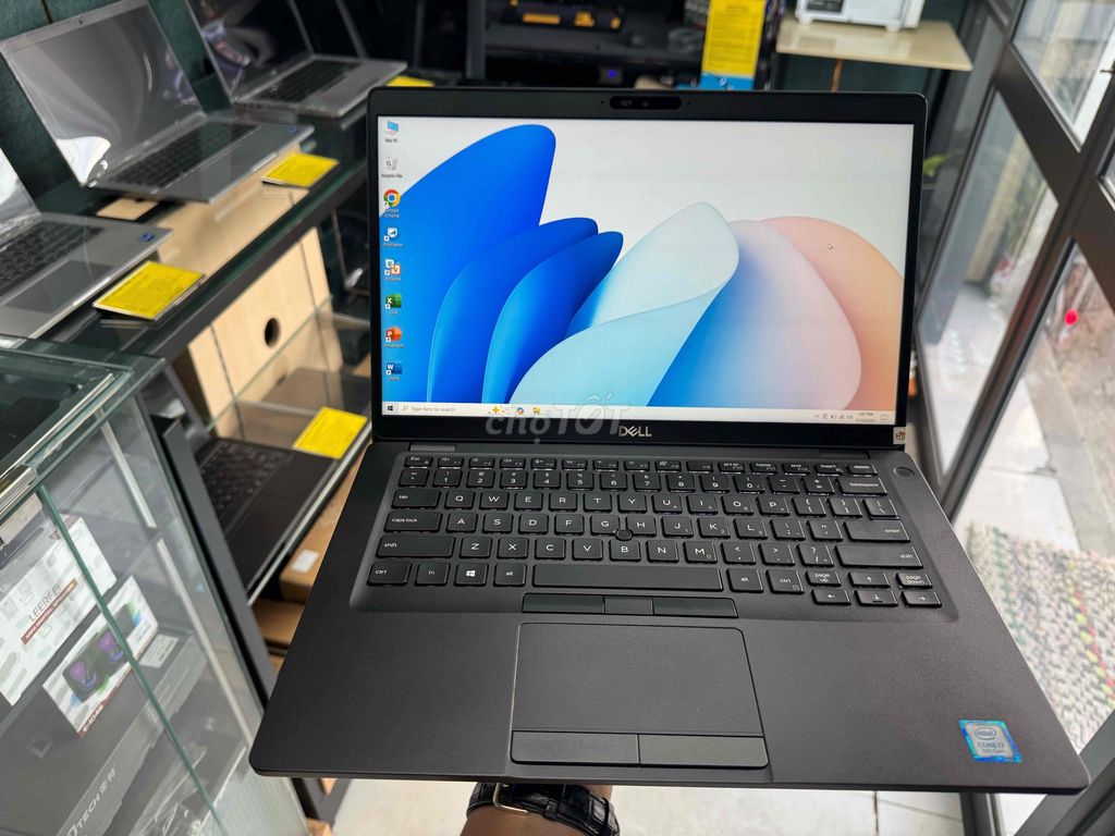 Dell Latitude 5400 i7-8665U||8GB||256GB||14" FHD. Mua bán Laptop tại Huyện Cao Lãnh Đồng Tháp được đăng bởi Tài Chuột hình 1