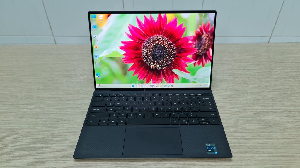 Dell XPS 13 9310 US Đẹp Nghiêng Nước Nghiêng Thành. Mua bán Laptop tại Quận 10 Tp Hồ Chí Minh được đăng bởi Đinh Thị Hoài hình 1