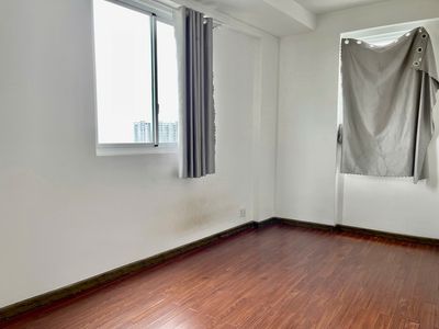 Rent · 3 bd · 102 м² · Quận 7, ул. Phạm Hữu Lầu