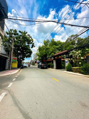 Nhà đẹp 64m2 hẻm xe hơi 4Tầng Hiệp Bình Chánh Thủ Đức Gần Gigamall