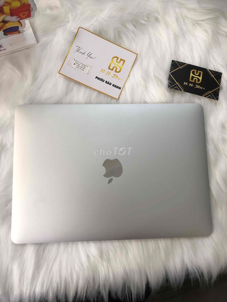 MacBook Air 2020 8GB/256GB Máy đẹp 99 Sac 45l