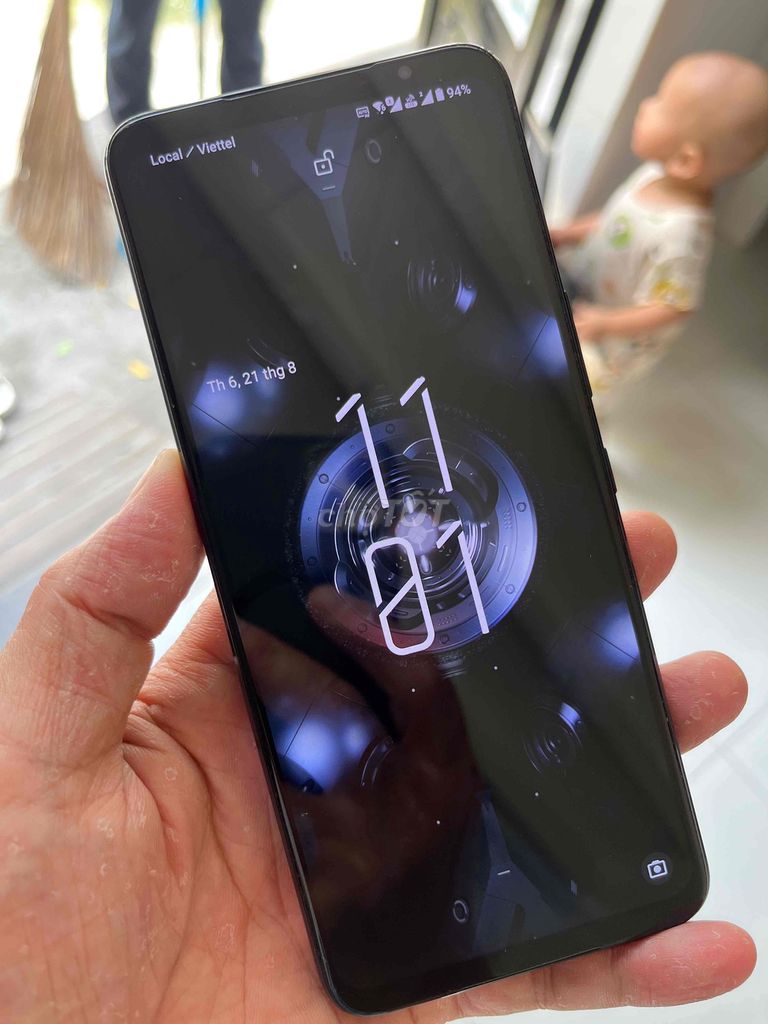 ROG Phone 5 Đen  12/128G bể lưng máy zin quốc tế. Mua bán Điện thoại tại Quận Tân Phú Tp Hồ Chí Minh được đăng bởi Cầm đồ Anh Quốc  hình 1