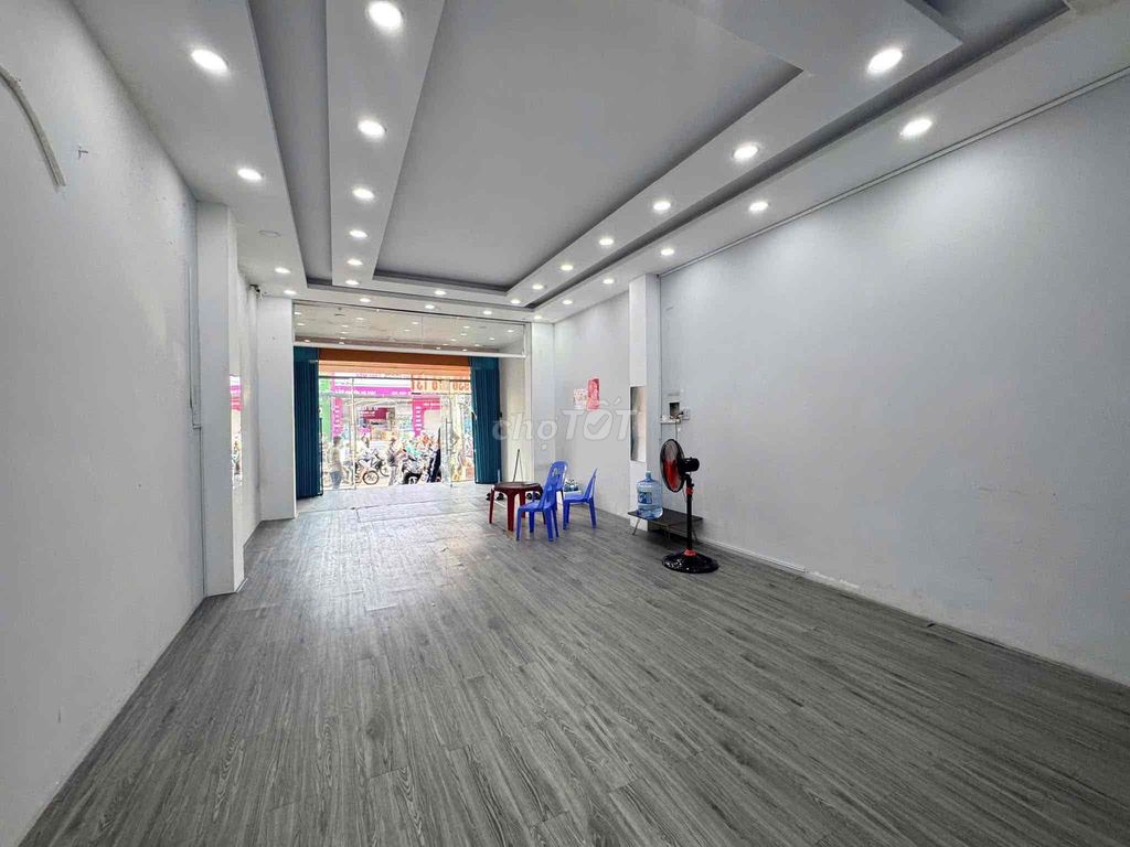 CHO THUÊ MBKD ĐA NGHỀ MẶT TIỀN NGUYỄN THỊ THẬP SÁT CHỢ TÂN MỸ