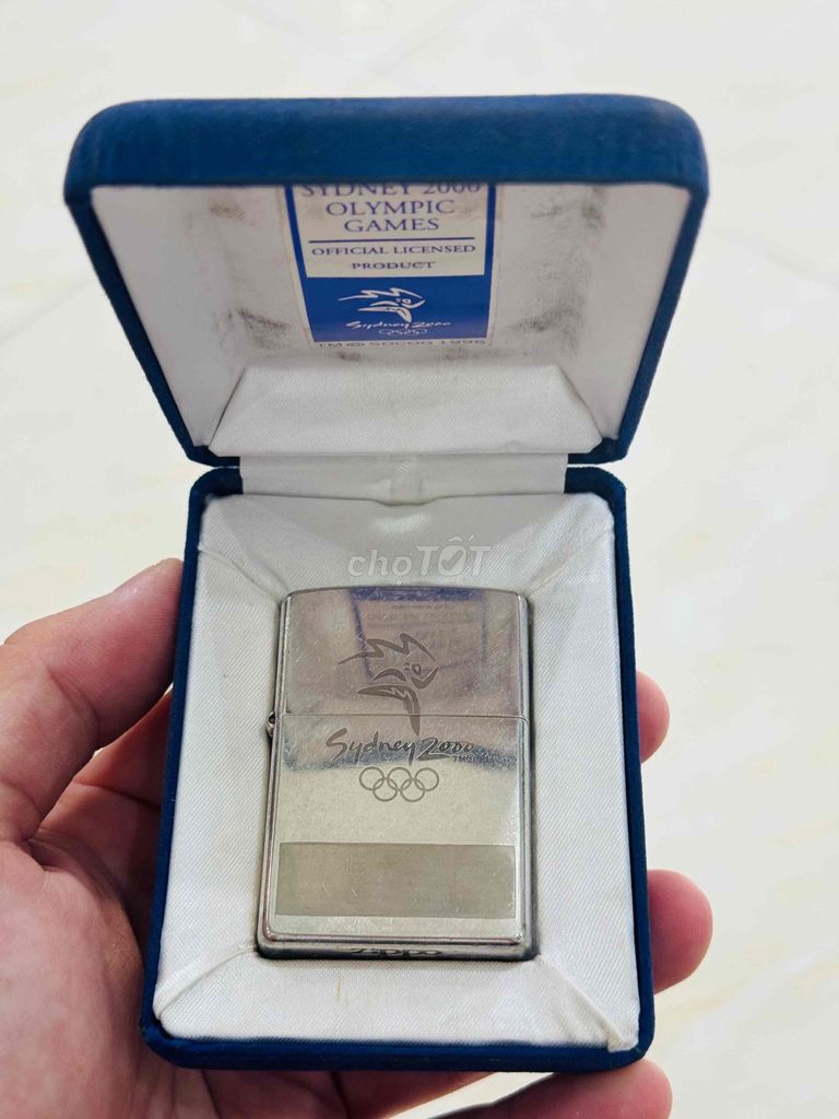 Zippo Olympic Sydney 2000 mạ bạc. Mua bán Đồ sưu tầm, đồ cổ tại Thành phố Vũng Tàu Bà Rịa - Vũng Tàu được đăng bởi Trường hình 1