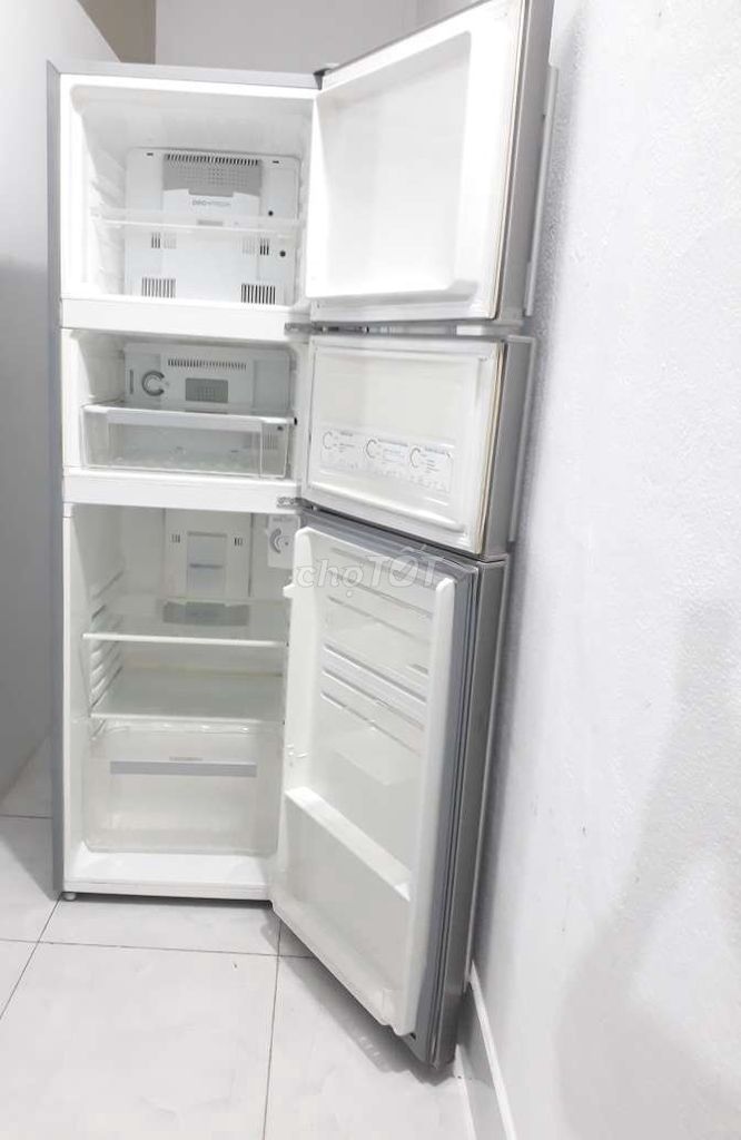 Tủ lạnh Electrolux 250lít có ngăn đông mềm. Mua bán Tủ lạnh tại Quận 12 Tp Hồ Chí Minh được đăng bởi Phương Anh  hình 2