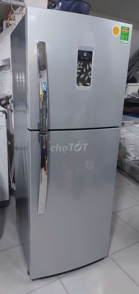 Tủ lạnh Electrolux 225L ETB2300PE zin mới 90% TỐT