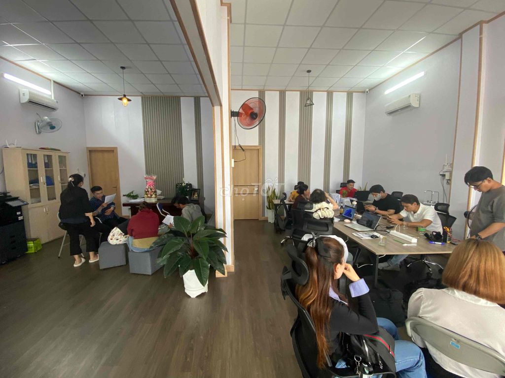 /viec-lam-thanh-pho-di-an-binh-duong/122776537.htm#px=SR-stickyad-[PO-6][PL-top]?i=3