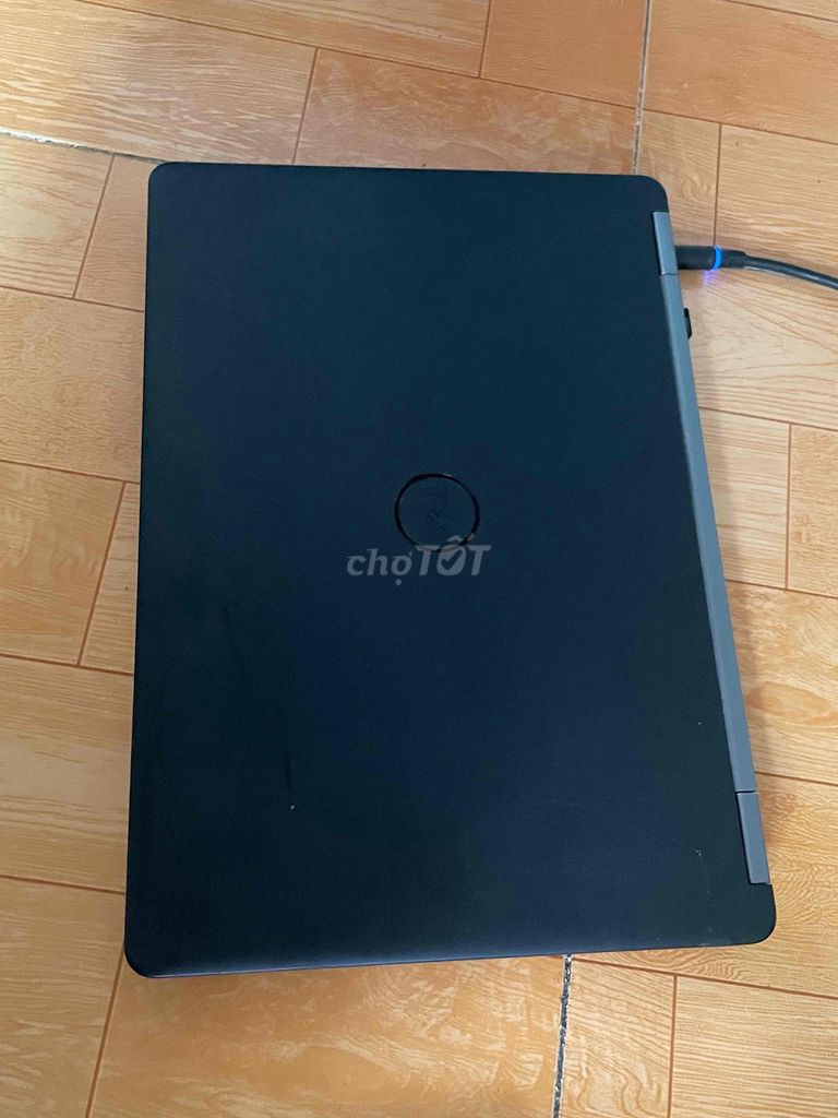 Dell Inspiron 15 i5 8GB/256GB SSD Đen. Mua bán Laptop tại Thành phố Biên Hòa Đồng Nai được đăng bởi phúc châu hình 1