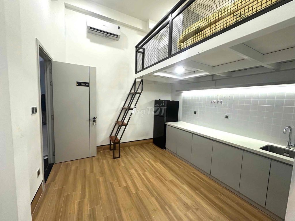 DUPLEX RẤT RỘNG GẦN TRUNG TÂM Q1