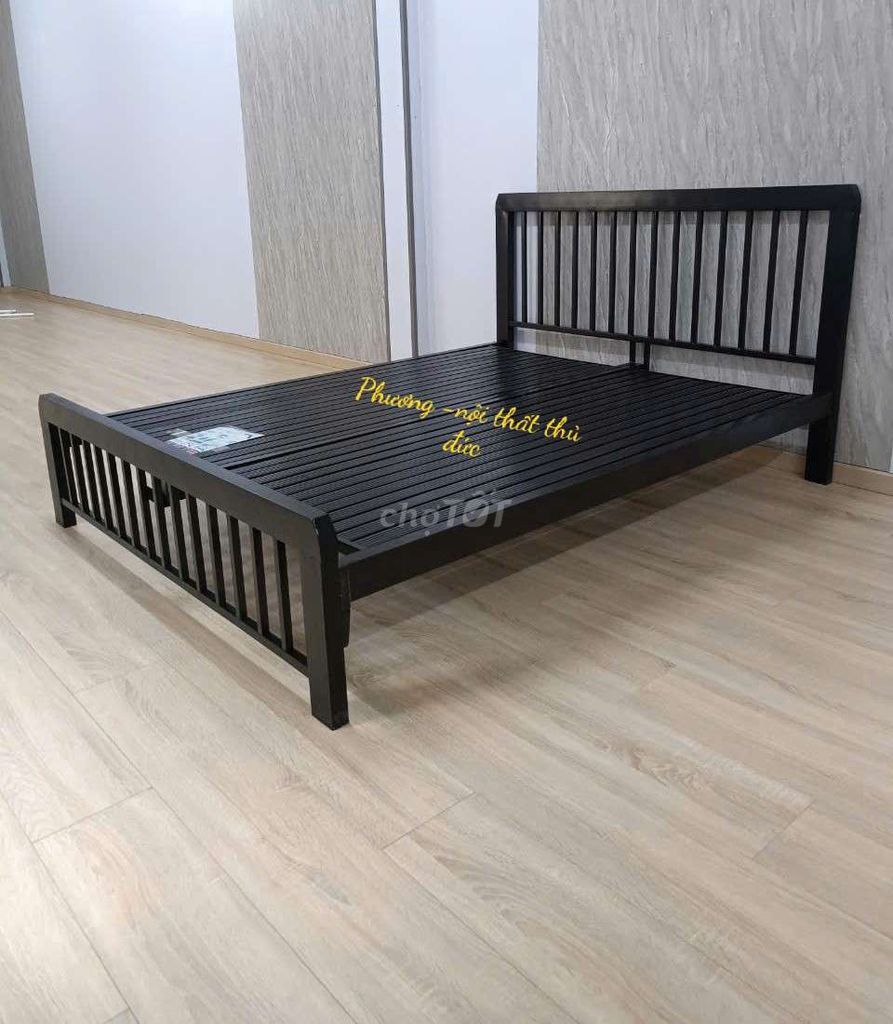 Giường sắt //  Giường sắt. // Giường sắt.... Mua bán Giường, chăn ga gối nệm tại Thành phố Thủ Đức Tp Hồ Chí Minh được đăng bởi Nội thất Su Su hình 1