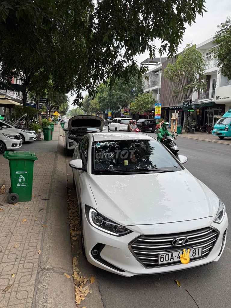 Hyundai Elantra 2018 1.6 MT - 38000 km