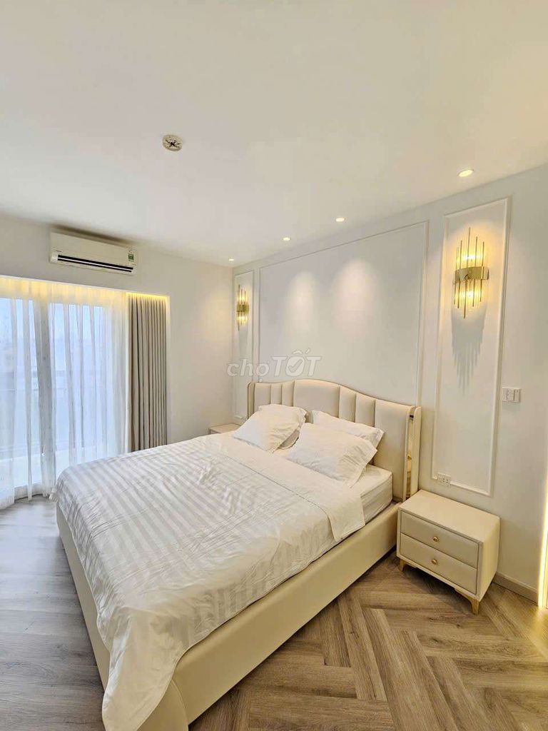 Апартаменты 1к 40м2 с мансардным окном - Lac Long Quan, Ly Thuong Kiet